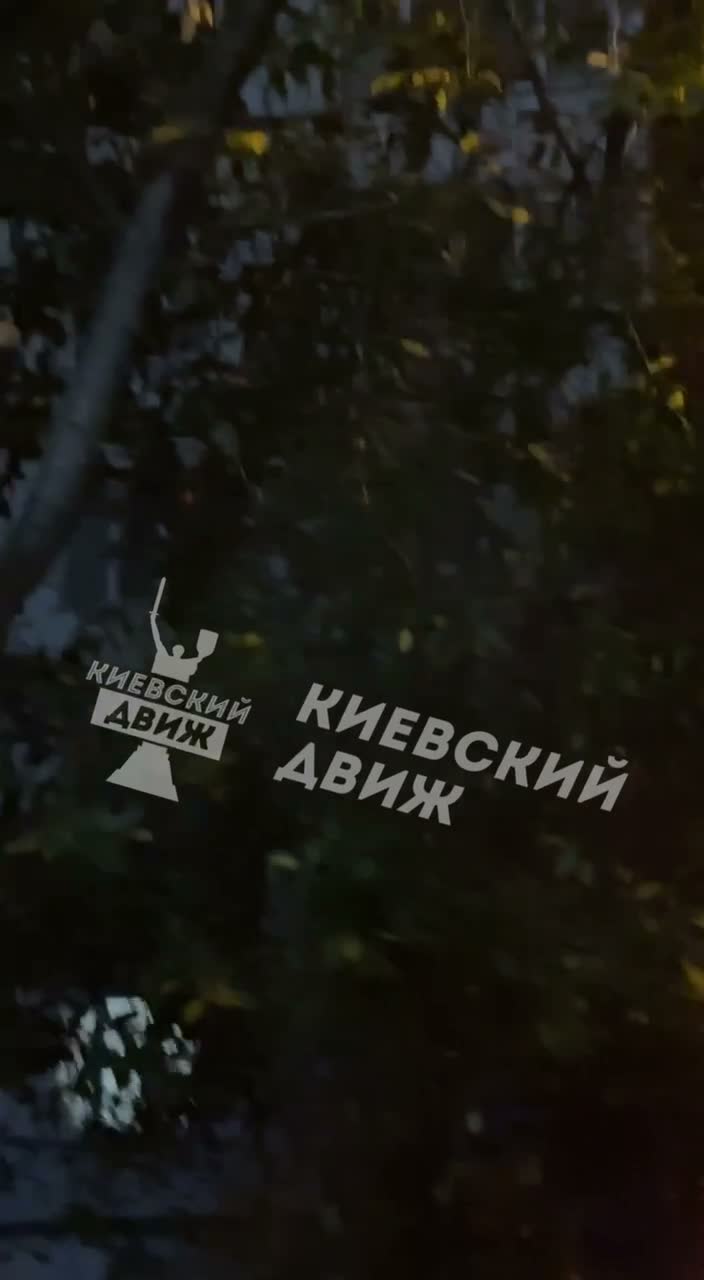Décès d'un civil suite à une frappe russe dans le district d'Obolonskyi à Kyiv.