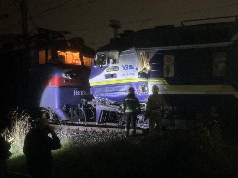 Cinq personnes blessées suite à une collision de trains à Lviv.