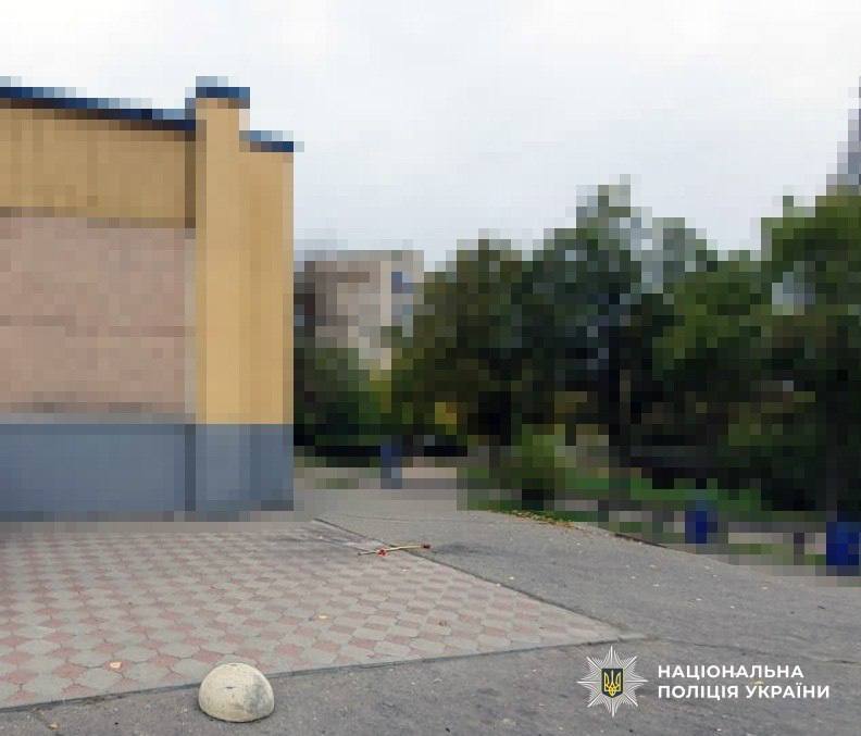 Un mort, cinq blessés, suite à des tirs russes dans la région de Kherson hier.