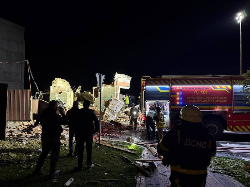 Cinq personnes blessées suite à des frappes de drones russes à Uman.
