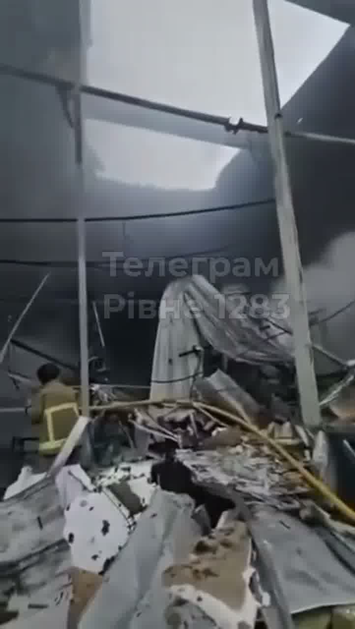Drones have destroyed Ekvator mall in Rivne