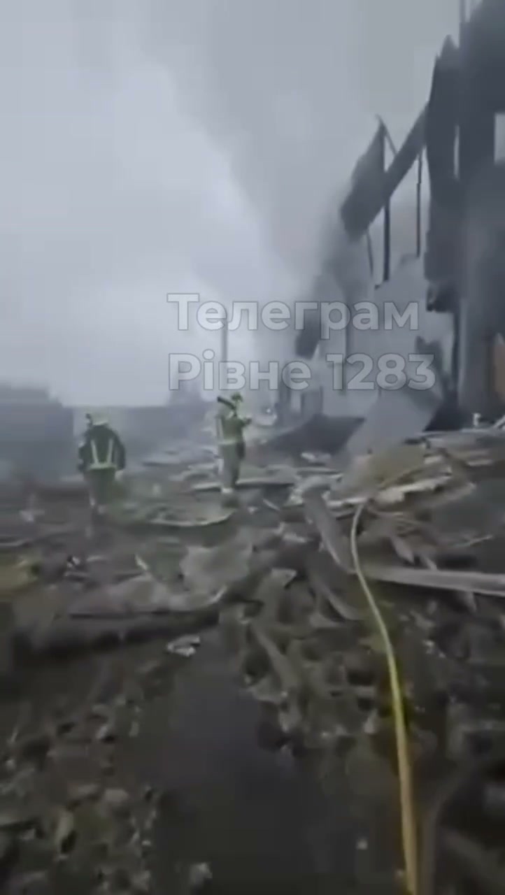Drones have destroyed Ekvator mall in Rivne