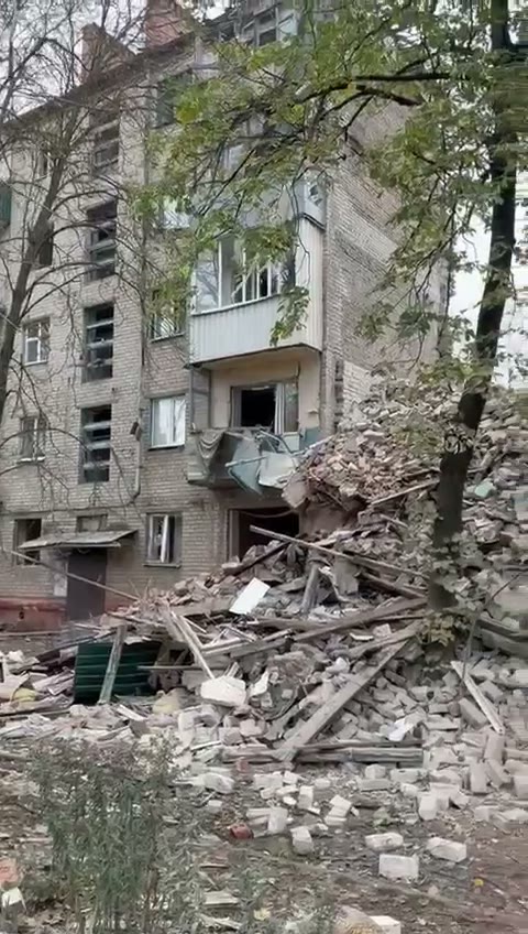 1 person killed, 10 wounded as result of Russian airstrikes in Sloviansk