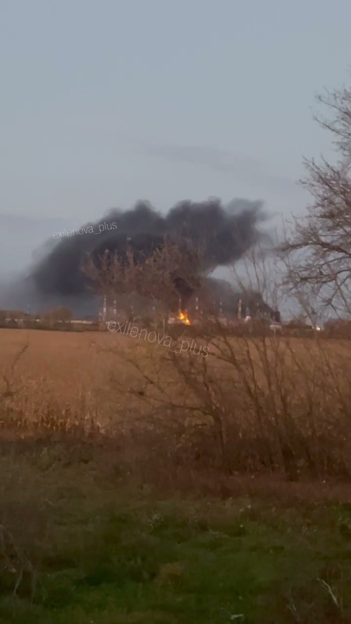 Fire at the Nikolska oil pumping station near Michurinsk, Tambov region