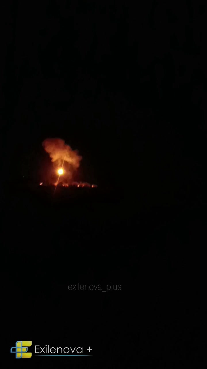 Ilmavoimien ja poliittisten tahojen raportit: Donetsk alueen miehitetyllä osalla sijaitsevan sähköinfrastruktuurin kohteeksi iskuja.