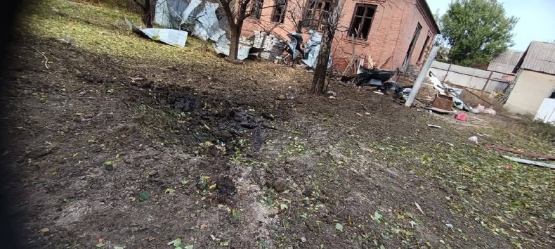 Russische Luftwaffe setzt zwei FAB-250-Bomben auf den zentralen Teil von Słowiansk ein.